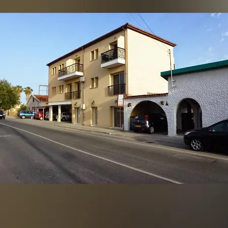 Double With A Garden View リマソール