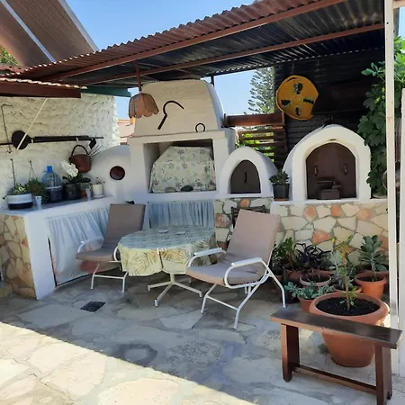 Double With A Garden View * リマソール